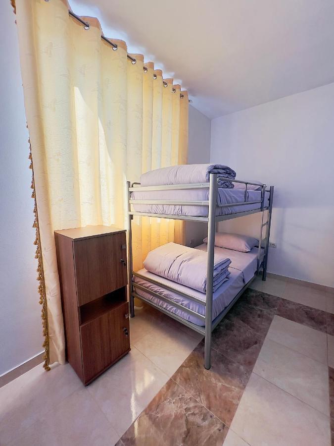 North Star Hostel Shkodër 외부 사진