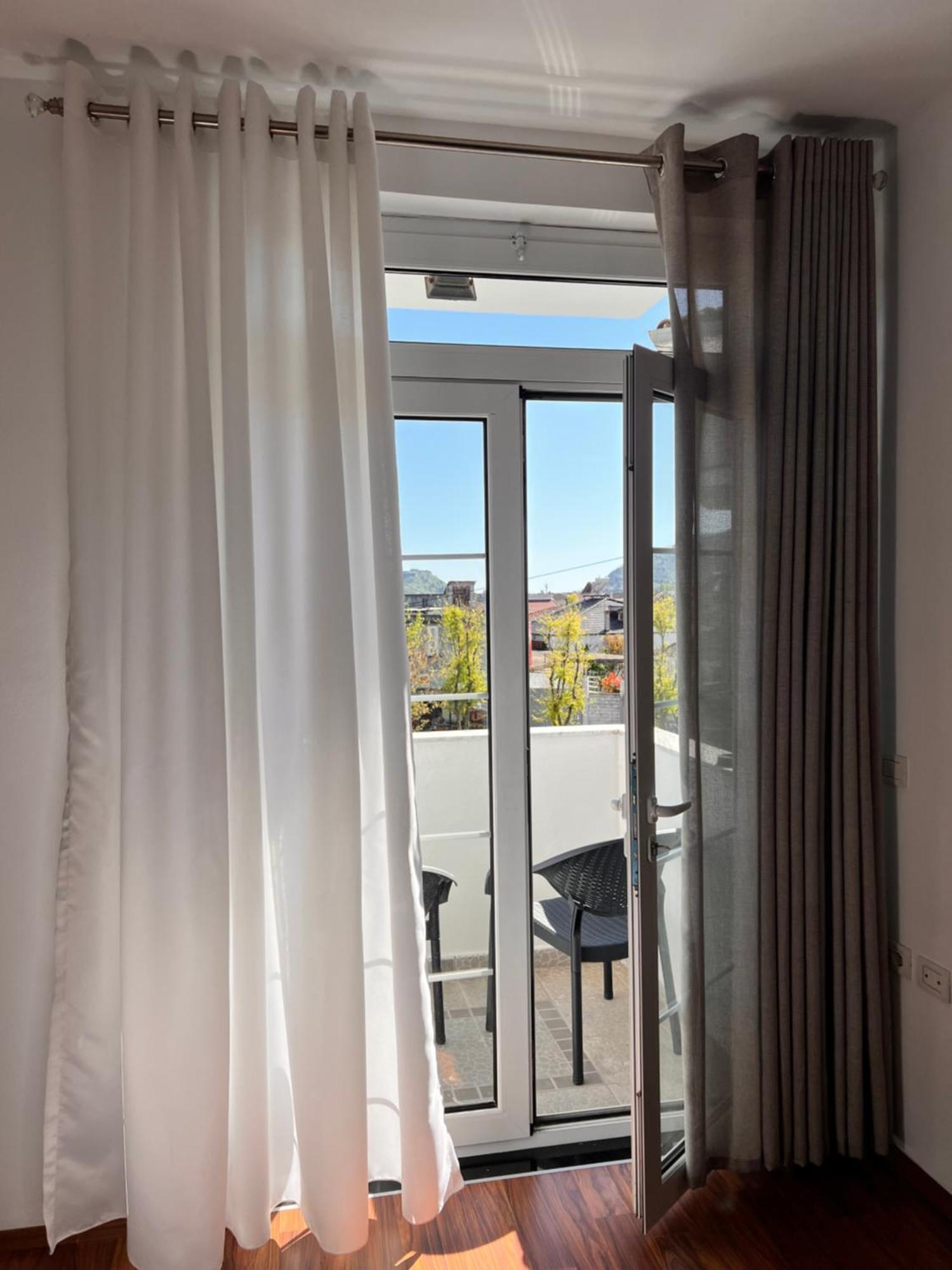 North Star Hostel Shkodër 외부 사진